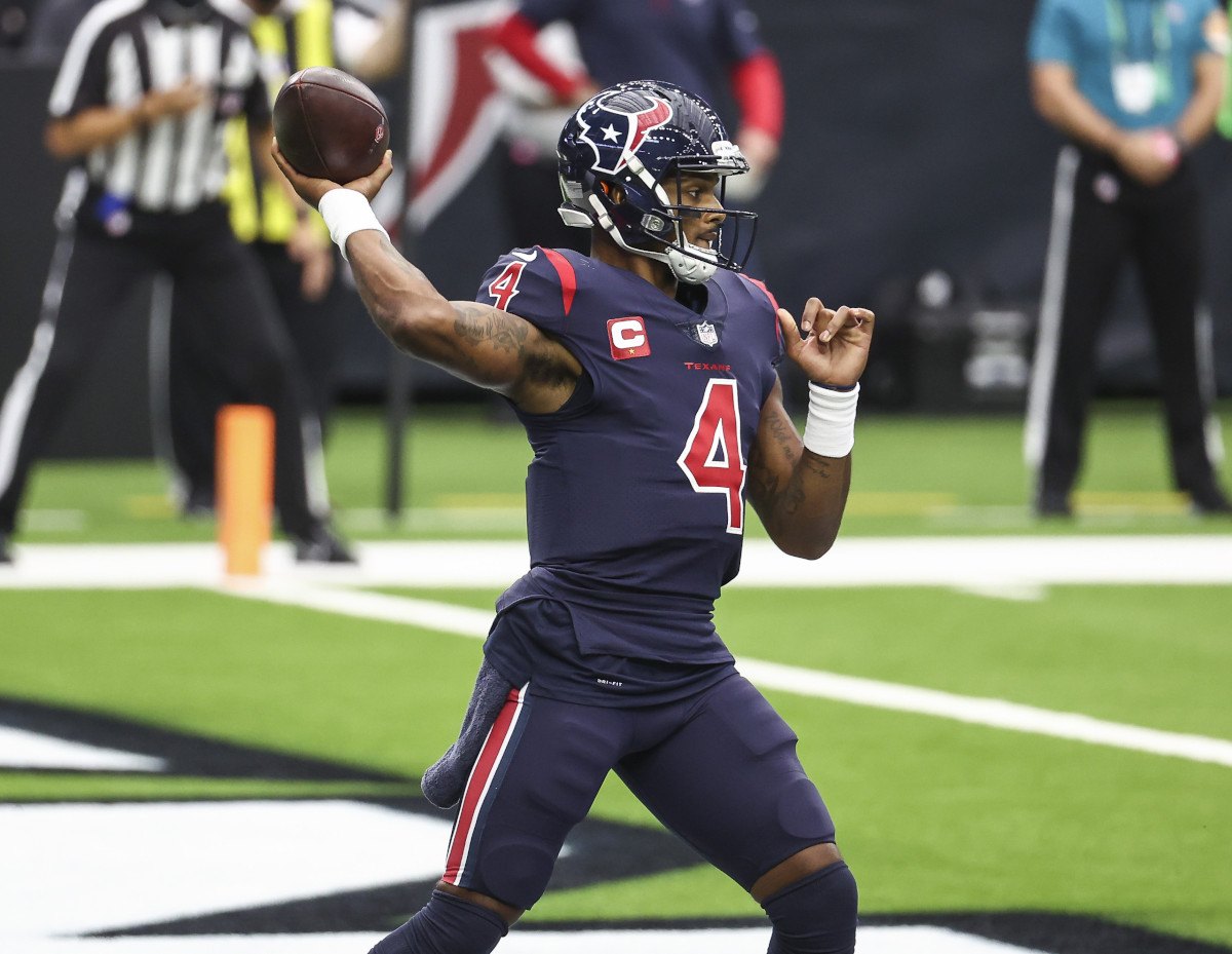 Texans Lions odds Thanksgiving