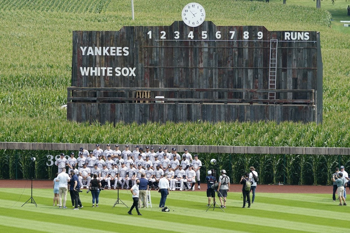 Field of Dreams 2022 Chicago Cubs Cincinnati Reds