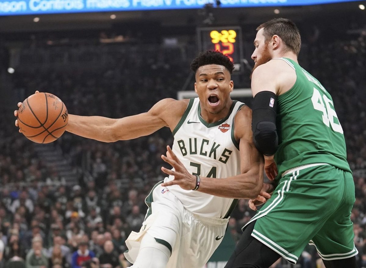 Giannis Antetokounmpo Bucks