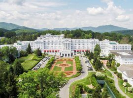 The Greenbrier Resort in West Virginia has partnered with Fan Duel to offer sports betting across the state. (Image: Golf Resorts of the World)