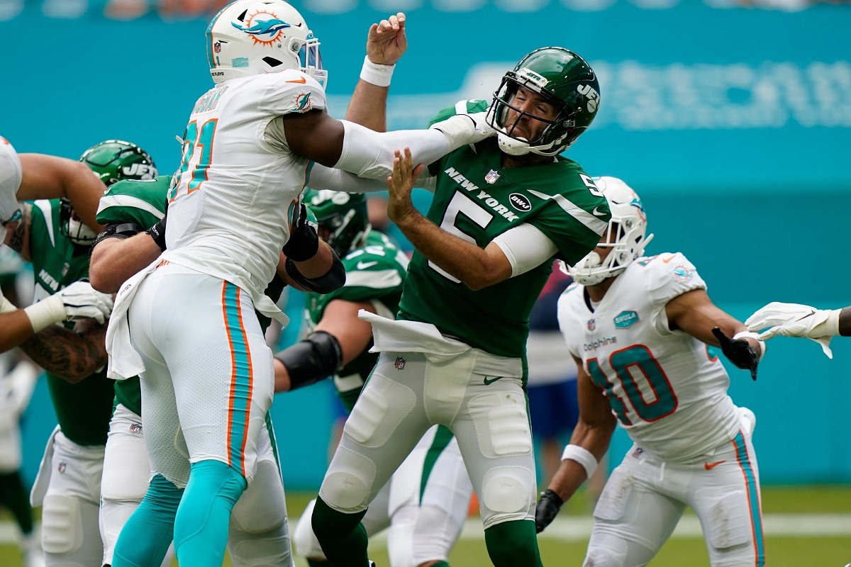 New York Jets shutout Miami Dolphins LOL