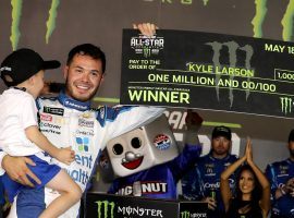 Kyle Larson won a qualifying race, then proceeded to take first place in the NASCAR All-Star Race to win $1 million. (Image: Streeter Lecka/Getty)