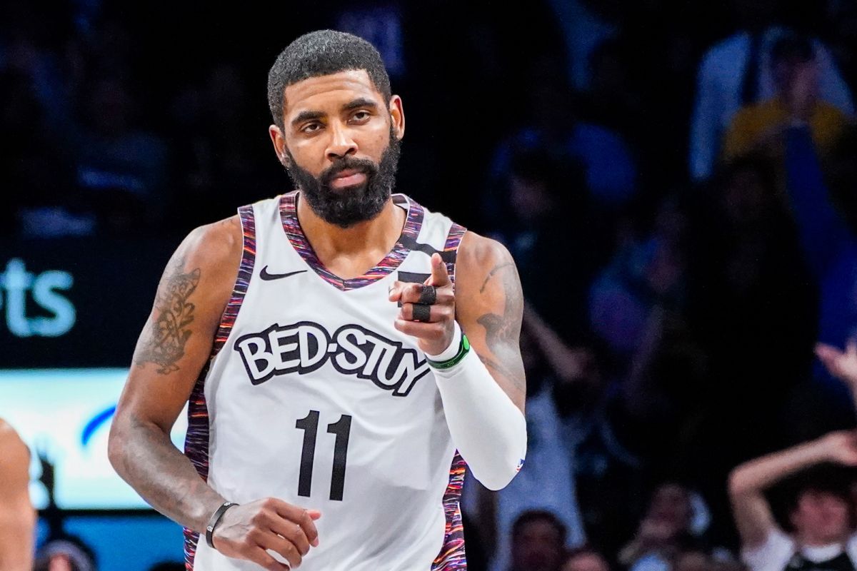 Kyrie Irving Shoulder Injury Out Surgery Brooklyn Nets