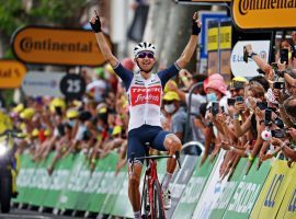 Bauke Mollema (Trek-Segafredo) reaches the finish line first at Stage 14: Carcassonne > Quillan for his teamâ€™s first stage win in three years. (image: Chris Graythen/Getty)