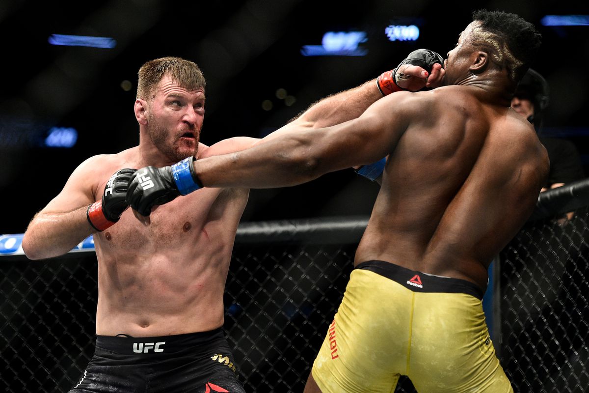 Miocic Ngannou odds UFC 260