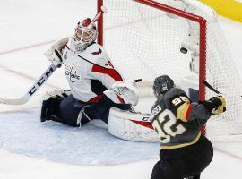 Vegas Golden Knights winger Tomas Nosek scores on Capitals goalie Braden Holtby in the third period of Game 1 of the 2018 Stanley Cup Final. (Image: Ross D. Franklin/AP)