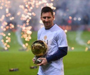 Ballon d'Or 2021: Messi presented his trophy to PSG's supporters