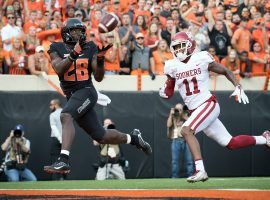 The Oklahoma defense has been lagging all season, and it may affect the team’s chances at getting into the College Football Playoffs. (Image: USA Today Sports)