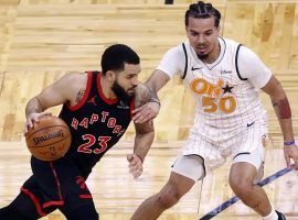 Toronto Raptors guard Fred VanVleet, seen here driving by Orlando Magic rookie Cole Anthony, scored a career-high 54 points. (Image: Kim Klement/USA Today Sports)