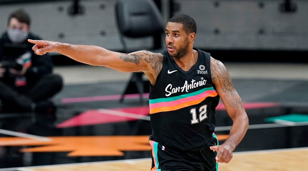 LaMarcus Aldridge San Antonio Spurs trade