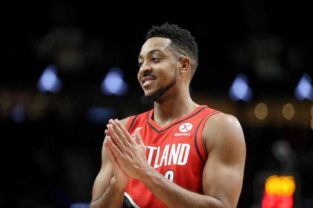 CJ McCollum lung collapsed injury returns Portland Trail Blazers