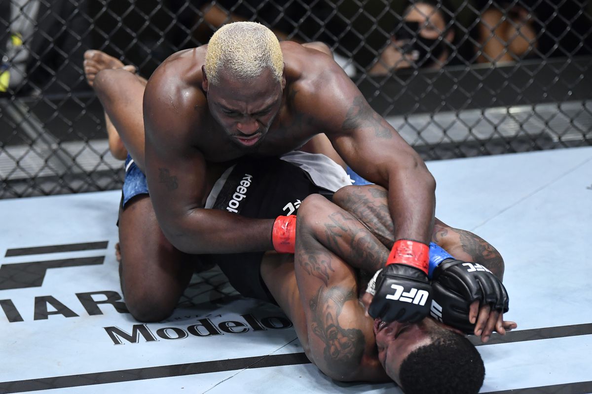 UFC Derek Brunson Holland