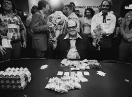 Doyle Brunson wins the 1977 WSOP Main Event. (Image: Tony Korody/Getty)