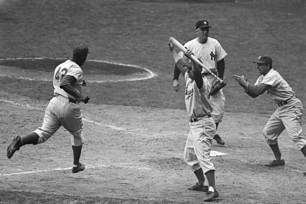 Jackie Robinson 1952 World Series Brooklyn Dodgers