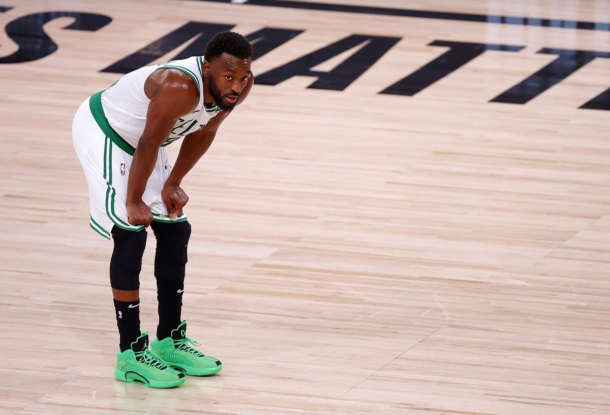 Kemba Walker knee injury Boston Celtics out