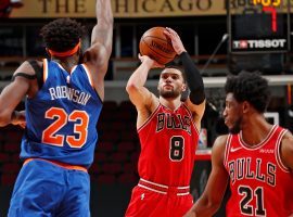 Zach LaVine of the Chicago Bulls shoots a pull-up jumper against New York Knicks big man Mitchell Robinson. (Image: Peter Carini/Getty)