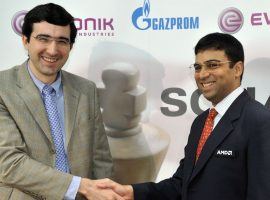 Former World Champions Vladimir Kramnik (left) and Viswanathan Anand (right) are both playing in the Legends of Chess tournament. (Image: Henning Kaiser/Getty)