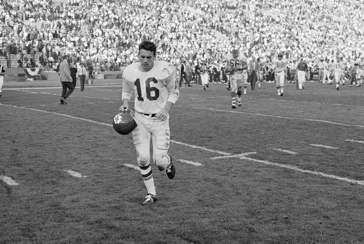 Len Dawson Super Bowl starting QB quarterback quarterbacks list 