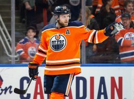 Edmonton Oilers center Leon Draisaitl leads the NHL in scoring this season. (Image: Perry Nelson/USA Today Sports)