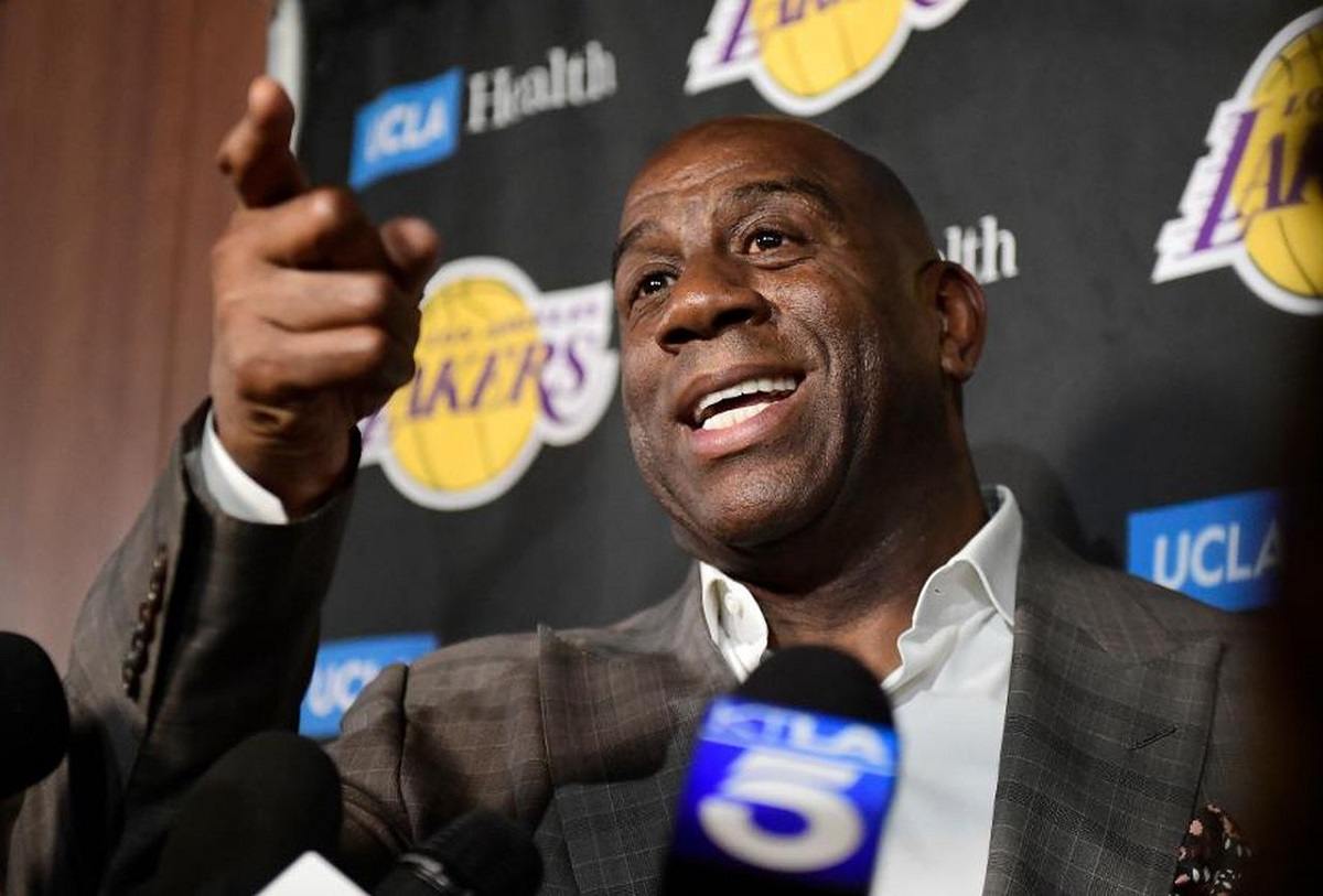 Magic Johnson Lakers Quits