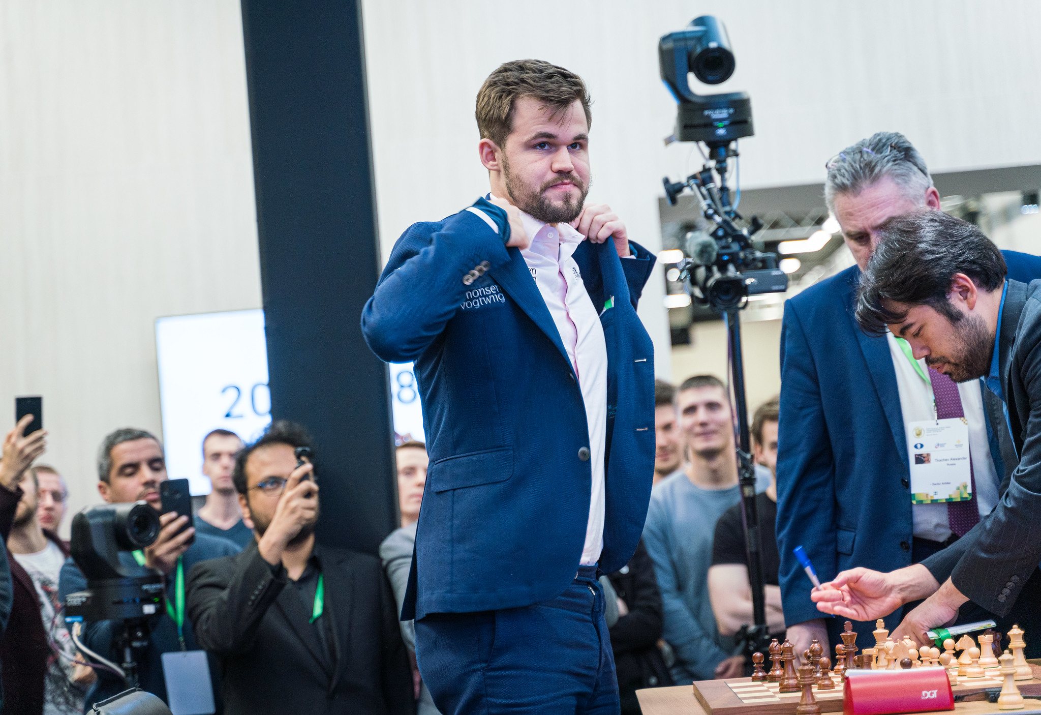 Legends of Chess Carlsen