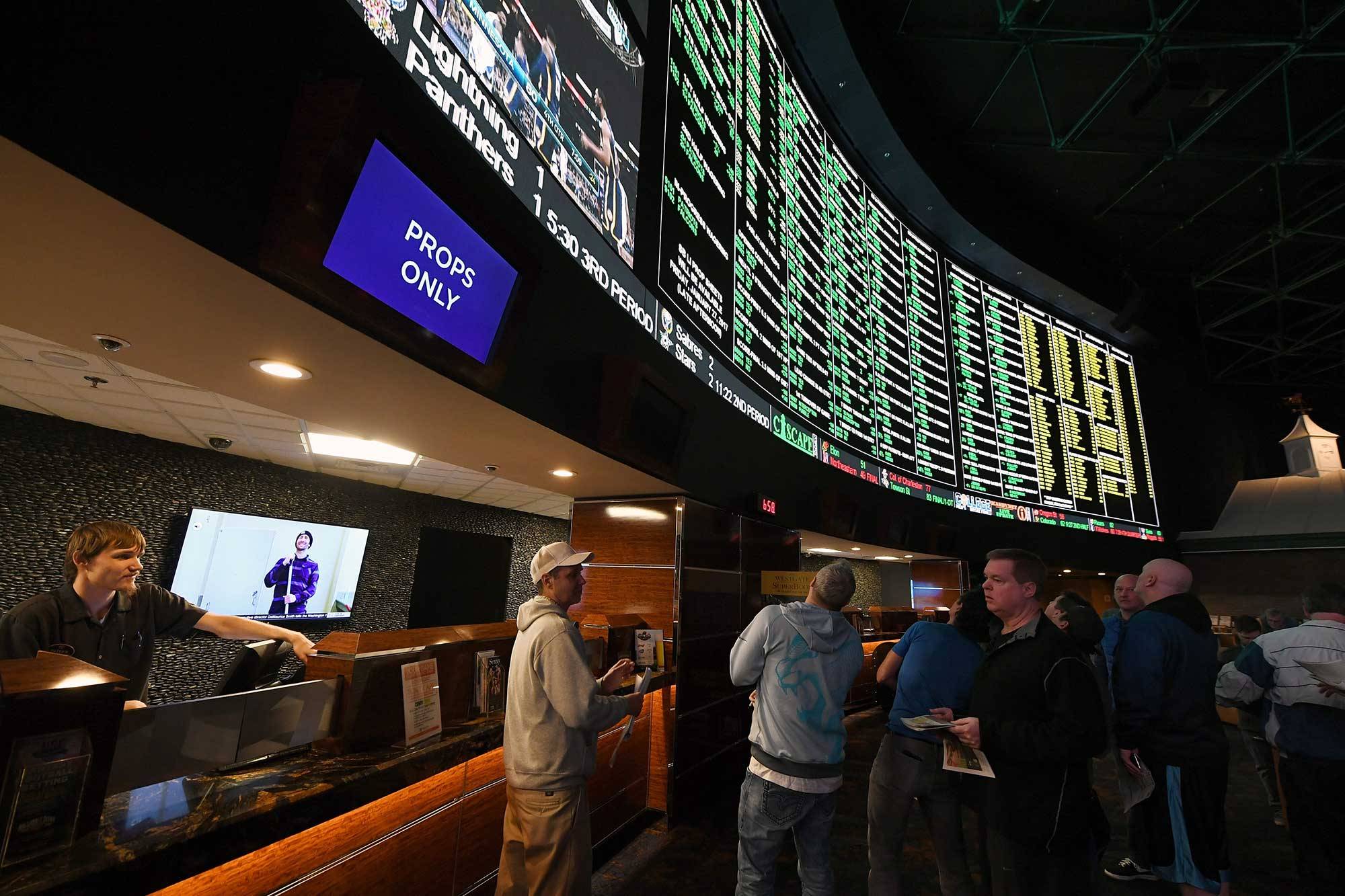 Nevada sportsbooks record handle