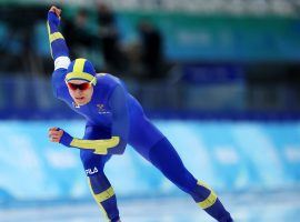 Nils van der Poel comes in as a heavy favorite to win the menâ€™s 10,000m speed skating competition at the Beijing Winter Olympics. (Image: Getty)