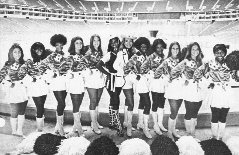 Dallas Cowboys Cheerleaders, 1971