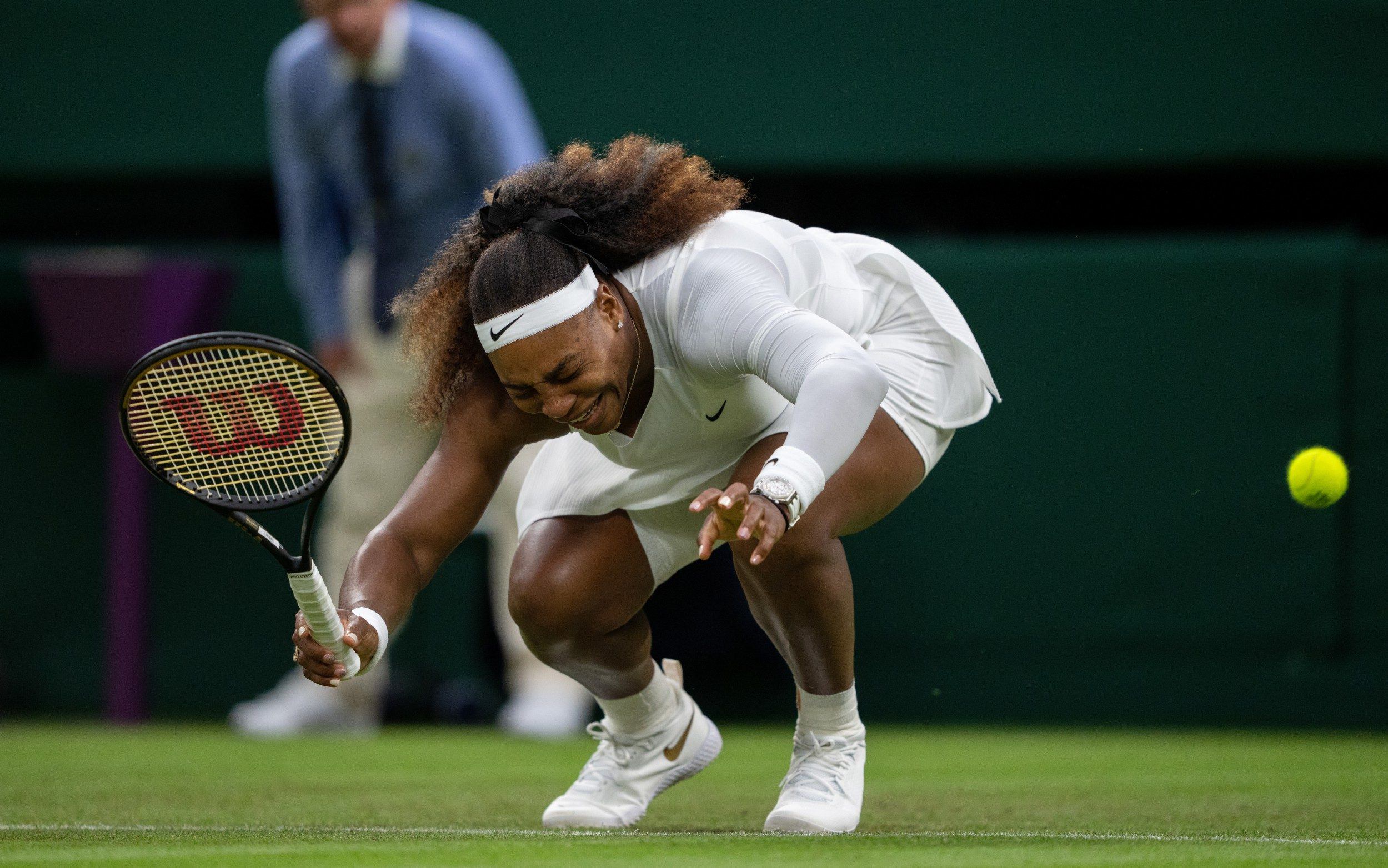 Serena Williams injury Wimbledon