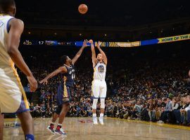 Steph Curry, seen here attempting a 3-point shot for the Golden State Warriors against the New Orleans Pelicans in 2016, continues to move up the NBA's career 3-point list. (Image: Noah Graham/Getty)