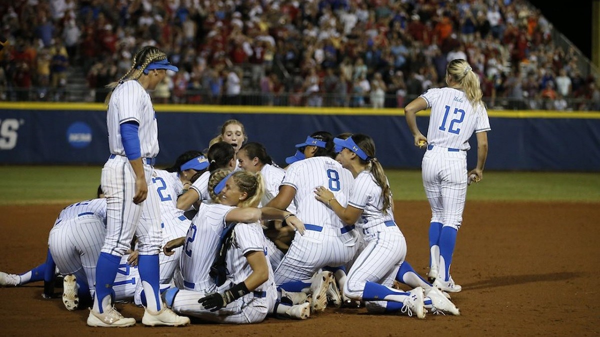 UCLA World Series softball