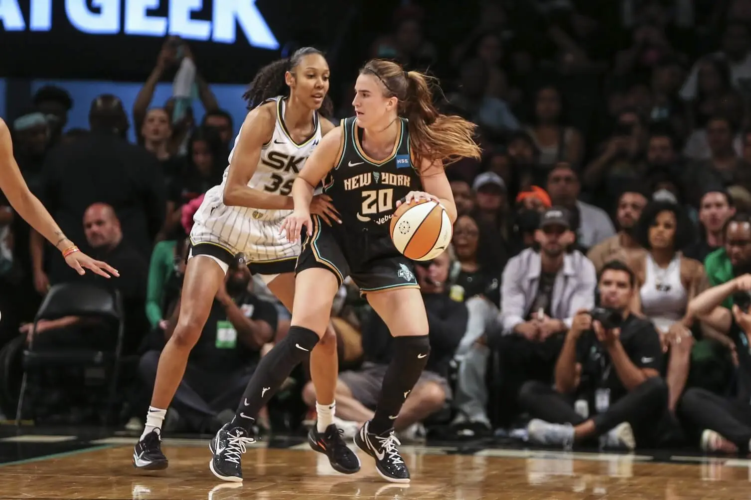 new-york-liberty-sabrina-ionescu-wnba-chicago-sky-rebekah-gardner