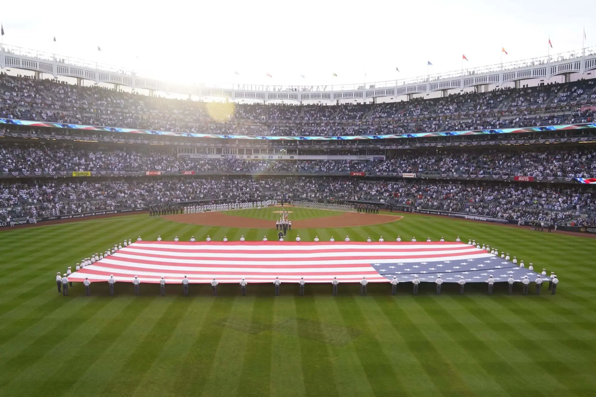 new-york-yankees-yankee-stadium-mlb-houston-astros