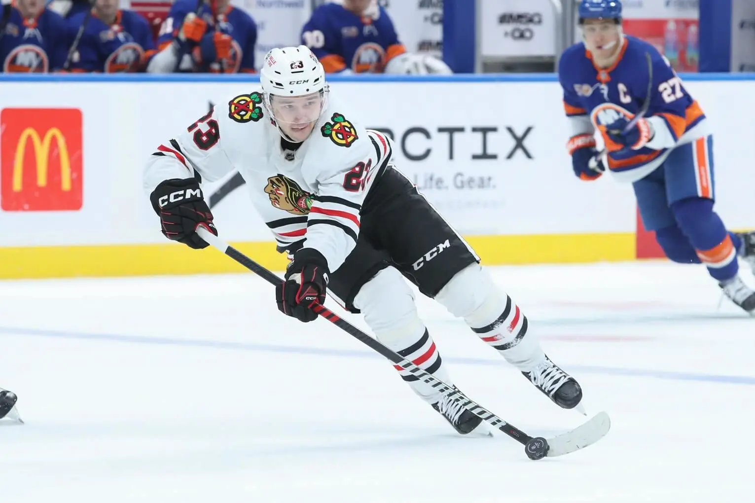 chicago-blackhawks-philipp-kurashev-nhl