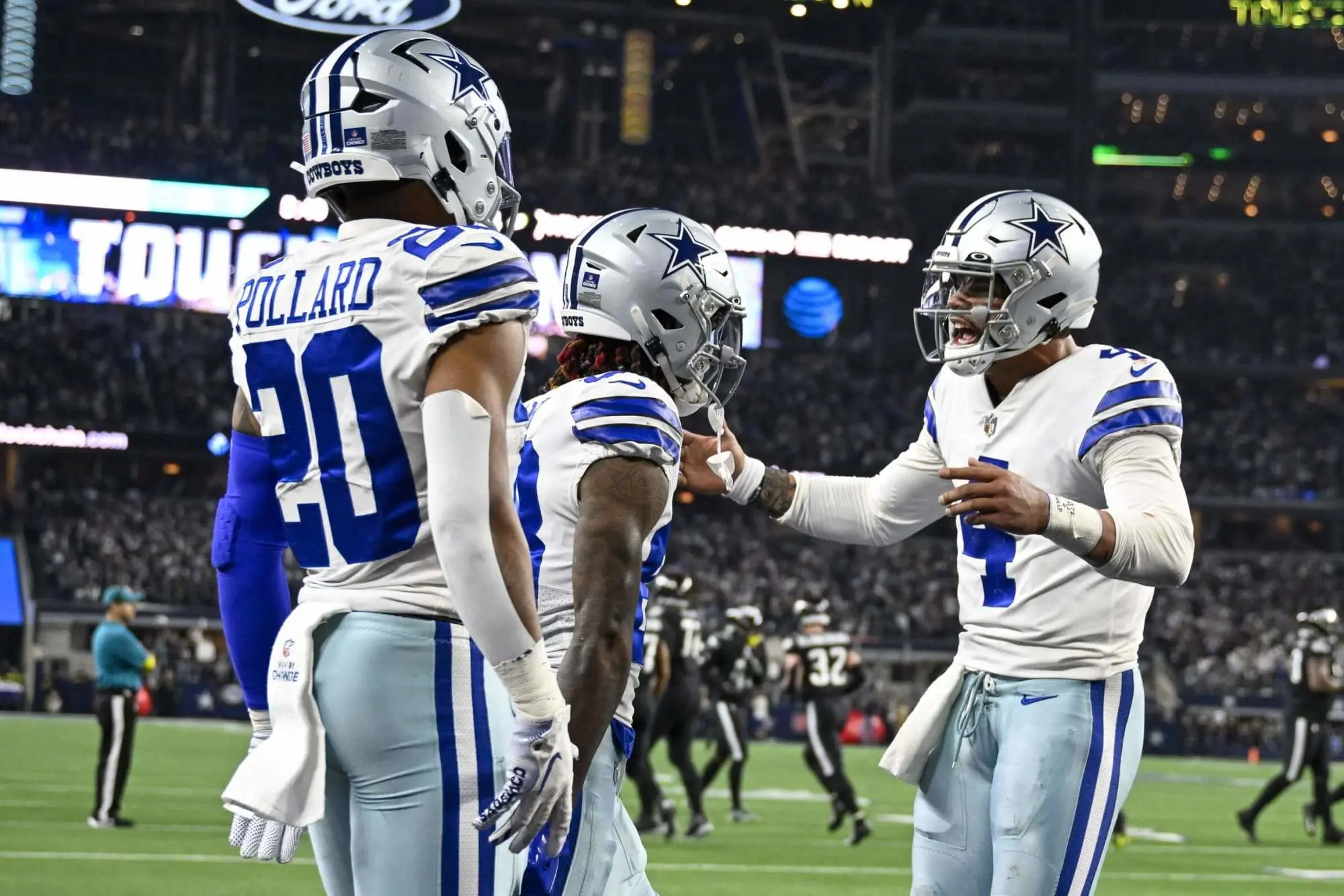 dallas-cowboys-at&t-stadium-cedee-lamb-tony-pollard-dak-prescott