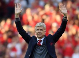 Arsene Wenger acknowledges the crowd in his final home game as Arsenal’s manager. (Image: Getty)