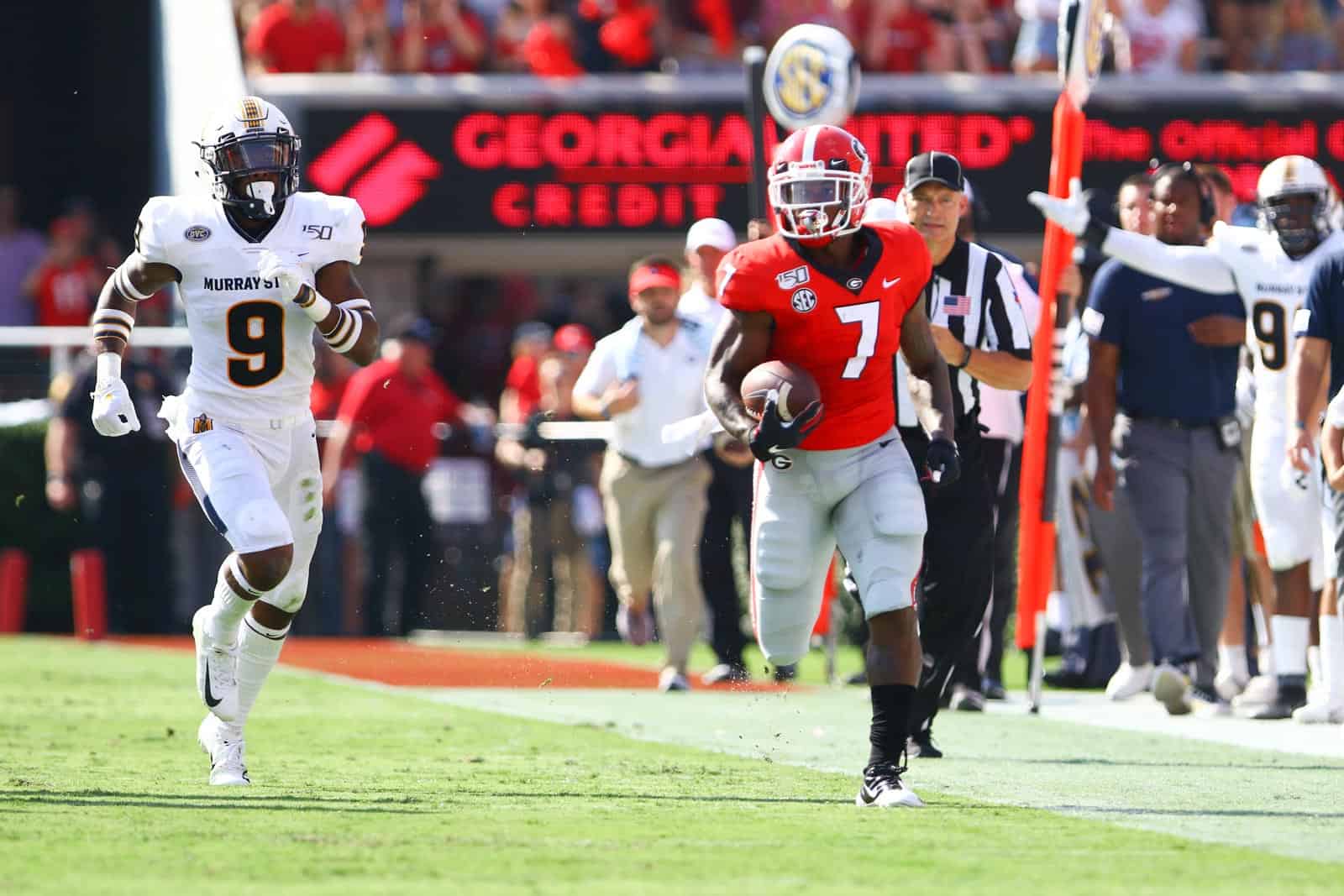 The Georgia Bulldogs are having trouble covering big points spreads.