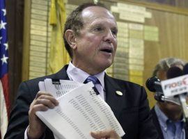 New Jersey State Senator Ray Lesniak (D-District 20) has supported online gambling in his state and proposed a bill that would make it possible for others outside the Garden State to play. (Image: Politico.com)